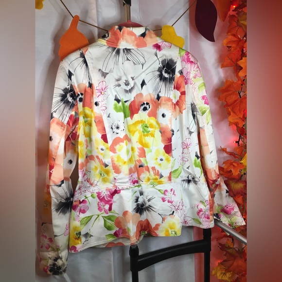 Coldwater Creek | Women’s Colorful Floral Print Pea Coat Jacket - Picture 2 of 16